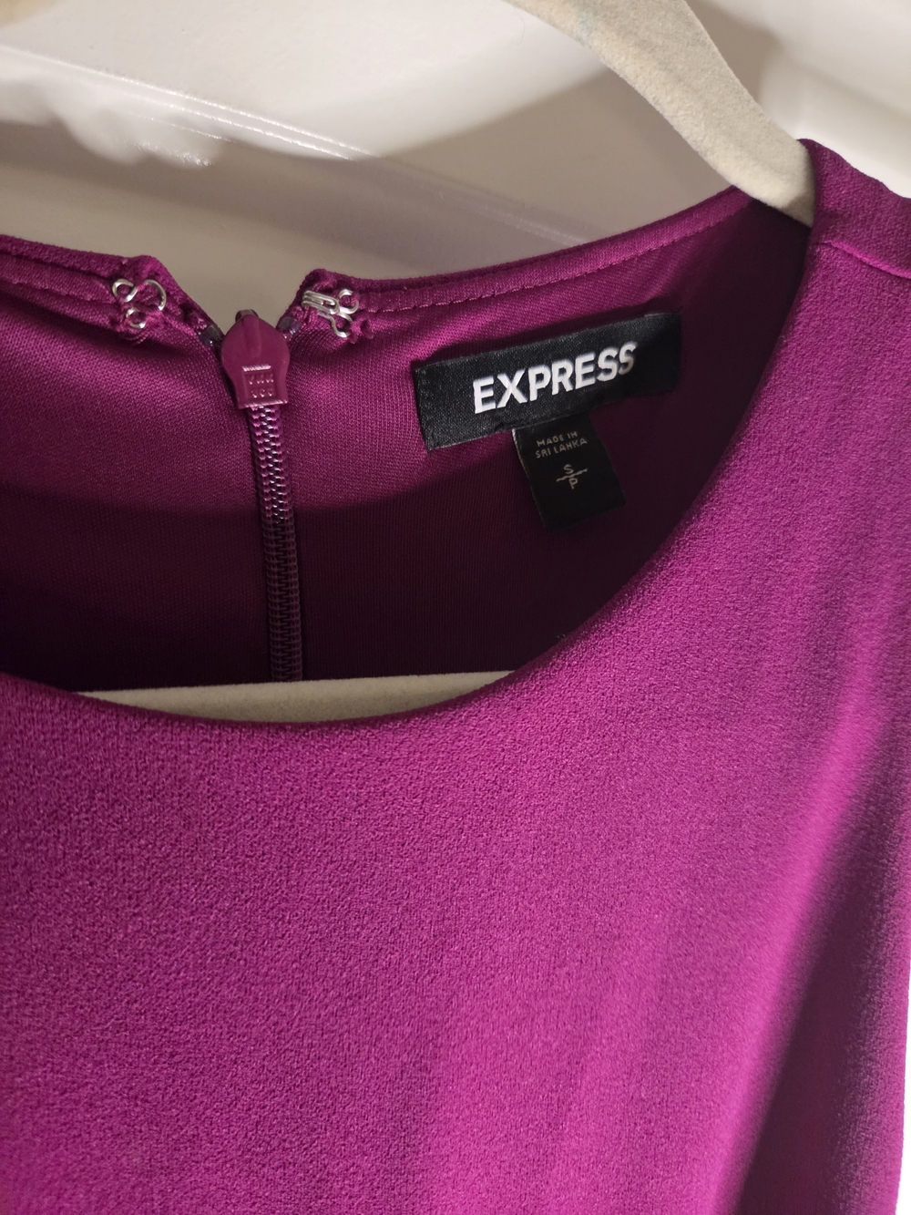 Express Women's Deep Magenta Cutout Wide-Leg Jumpsuit - Picture 2 of 2